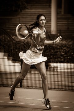 Ausschnitte 4049 - Damen Der Club an der Alster - ETUF Essen